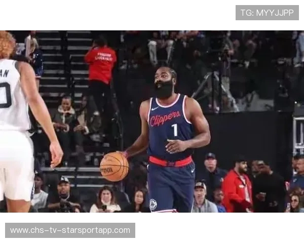 快船主帅泰伦卢回应哈登申请称需关注场上竞技